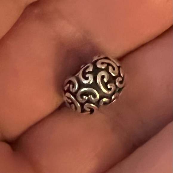 Pandora “groovy” charm - Picture 4 of 4